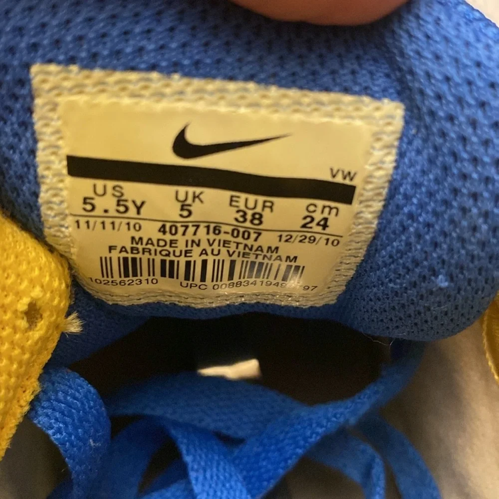 Nike 6.0 Mogan Mid 2 Sneakers 407716-007 Size 5.5Y